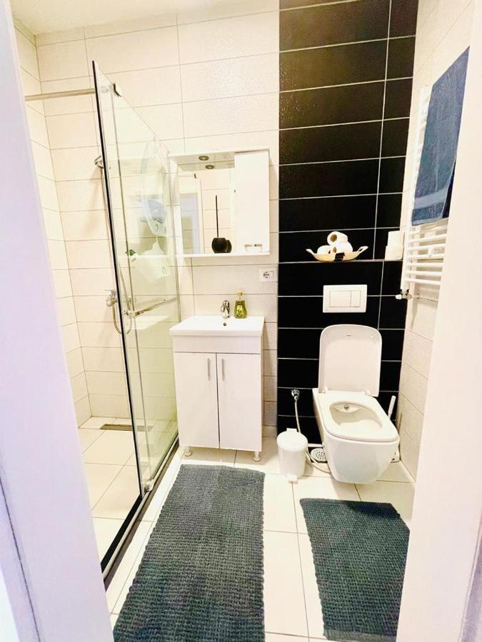 4 Llullat - City Center Apartment Priština Exteriér fotografie